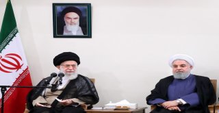 Ayetullah Hamaney, Ruhani İle Görüştü