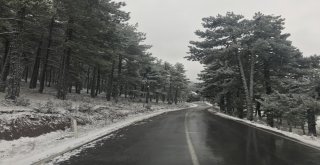 Bursanın Dağ İlçeleri Beyaza Büründü