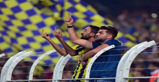 Spor Toto Süper Lig: Fenerbahçe: 0 - Beşiktaş: 0 (Maç Devam Ediyor)