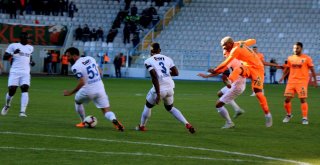 Spor Toto Süper Lig: Bb Erzurumspor: 0 - A.alanyaspor: 0 (İlk Yarı)