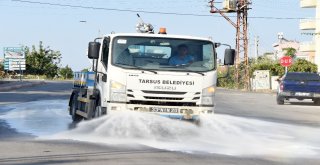 Tarsusta Yollar Deterjanlı Suyla Yıkanıyor