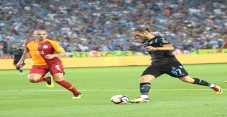 Spor Toto Süper Lig: Trabzonspor: 3 - Galatasaray: 0 (İlk Yarı)