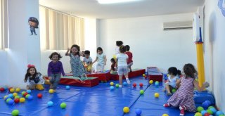 Meü Uygulama Kreşi Ve Anaokulu Kayıtları Sürüyor