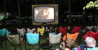 Büyükşehirden Yazlık Sinema