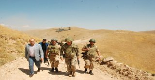 Vali Ustaoğludan Üs Bölgelerine Bayram Ziyareti