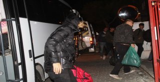 Ayvalıkta Jandarma 102 Göçmeni Faciadan Kurtardı