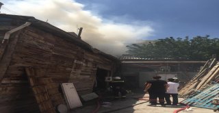 Hamamın Odunları Alev Aldı