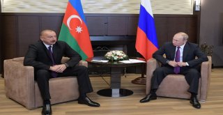 Azerbaycan Cumhurbaşkanı Aliyev, Rusya Devlet Başkanı Putin İle Soçide Görüştü