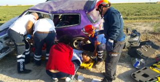 Aksarayda Otomobil Takla Attı: 1İ Bebek 3 Yaralı