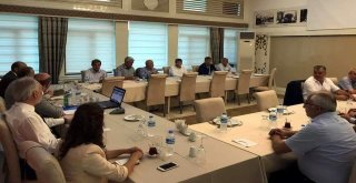 Ak Partiden İstişare Ve Değerlendirme