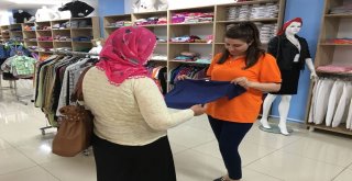 Mardinde Binlerce Vatandaşa Gıda Ve Giysi Yardımı