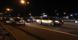 Bayram Tatilcilerinin Dönüşü Temde Uzun Araç Kuyrukları Oluşturdu