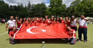 Türkiyeye Hokeyde Çifte Gurur