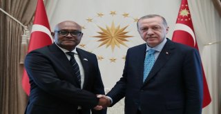 Angola Büyükelçisi Patricio, Cumhurbaşkanı Erdoğana Güven Mektubu Sundu