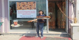 Yardımsever Simitçiden Dolar Kampanyasına Simitli Destek