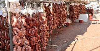 Kasaplar Çifte Bayram Yaptı