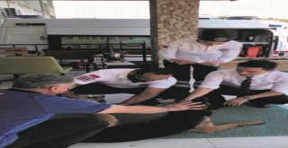 Önce Korktular Sonra Yarasını Sardılar