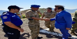 Vali Güzeloğlu Licedeki Üs Bölgelerinde İncelemelerde Bulundu