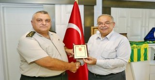 Kulalar İle Kutlu Bir Araya Geldi