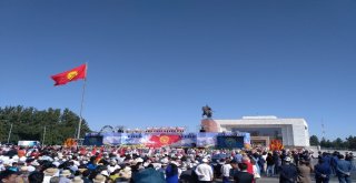 Kırgızistan, Bağımsızlığının 27Nci Yıldönümünü Kutluyor