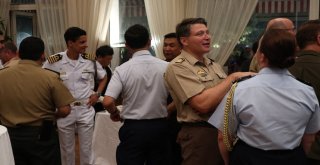 Çinde Zafer Bayramı Coşkusu