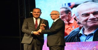 25. Uluslararası Adana Film Festivali Onur Ödülleri Sahiplerini Buldu