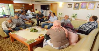 Başkan Uğurlu, Vatandaşlarla Yakından İlgileniyor