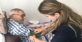 Kayseride Yaşlılar Bakımsız Ve Yalnız Kalmıyor