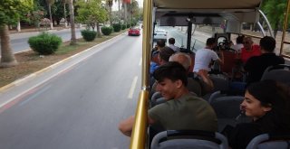 Mersin Sahillerinde Üstü Açık Otobüs Seferleri Başladı