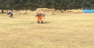 Malazgirt Belediyesi Milli Parkta Temizlik Çalışmalarına Yoğunluk Verdi