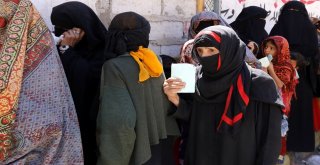 Yemende Savaşın Gölgesinde Günlük Hayat Devam Ediyor