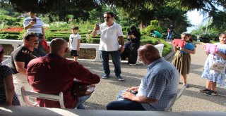 Turistlere Sazlı Sözlü Karşılama