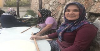 Tokatlı Kadınların İmece Usulü Kış Hazırlığı