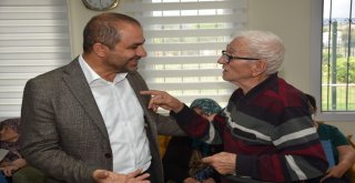 Başkan Uçak Yaşlılar Gününü Kutladı