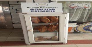Buldan Belediyesinden ‘Askıda Ekmek Uygulaması