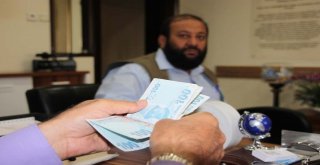 Pakistanlı Tüccardan Hayat Ağacı Derneğine Bağış
