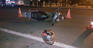 Manavgatta Trafik Kazaları: 2 Yaralı