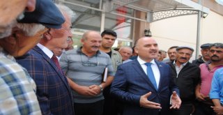 Vali Günaydın Sarıidriste Halkla Kucaklaştı