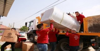 Sevgi Eli, 13 Yılda 100 Binden Fazla Kişinin Yüzünü Güldürdü