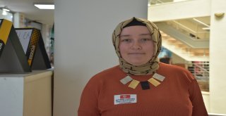 15 Temmuz Şehit Ve Gazileri İçin Helva Dağıttılar