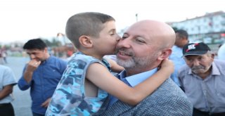 Çocukların Başkan Amca Sevgisi