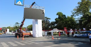 15 Temmuzun Yıl Dönümünde İbb Türk Bayraklarıyla Donatıldı