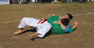 Kuraş Şampiyonasında Şampiyonlar Belli Oldu