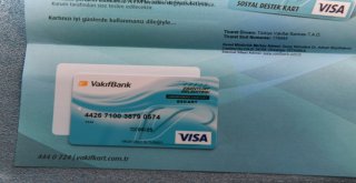 Esenyurt Belediyesinden Yetimlere Bayramlık