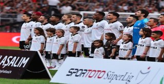 Spor Toto Süper Lig: Beşiktaş: 0 - Akhisarspor: 0 (Maç Devam Ediyor)