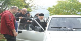 Bartholomeos, Tarihi Kiliseye Vatandaşın Pikabıyla Çıktı