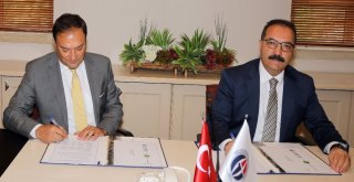 4Üncü Nesil Üniversitenin Ayak Sesleri