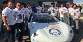 Gaünün Otomobiline Ödül