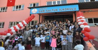 İlk Öğretim Haftasında Vali Sonel, Öğrencilerle Okul Açtı