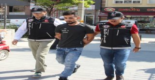 Eskişehir Narkotim Kente Uyuşturucu Sokmaya Çalışan Şahısları Yakaladı